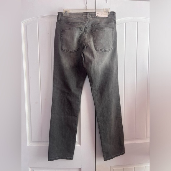 Warp and Weft ORD Chicago Straight Gray Jean NWT Waist 29” Length 32” 29x32 - Picture 3 of 4